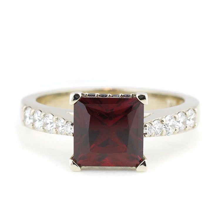 princess cut, red gemstone Ruby ring wedding engagement ring solitaire ring