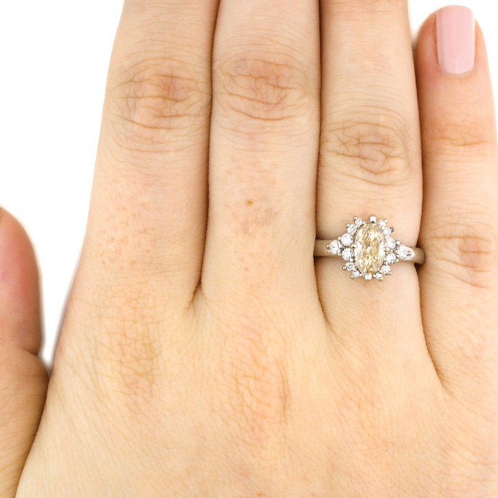 gevaarlijk Speel Woestijn Marquise Champagne Diamond Ring | Custom Engagement Rings