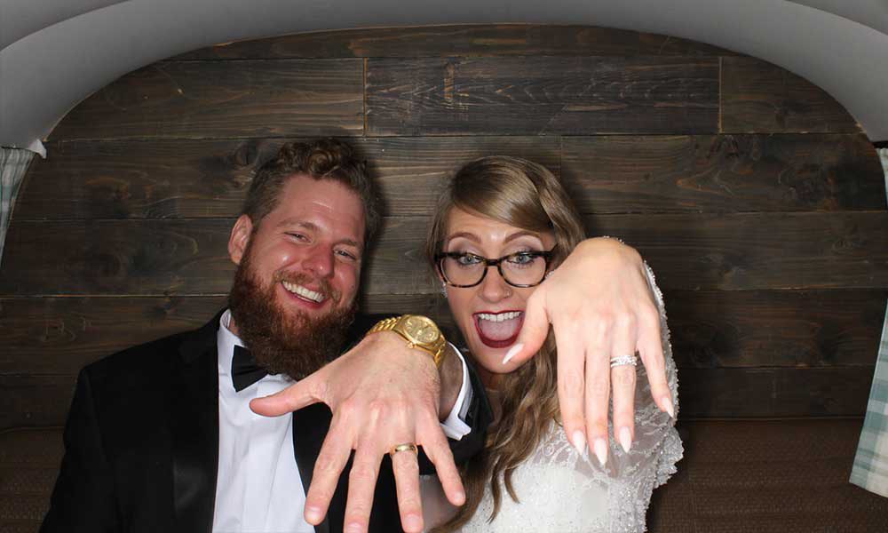 Sparks-story-alexa-logan-rings