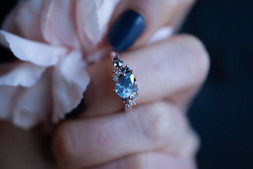 Black Sapphire: Meanings, Properties, Facts and More