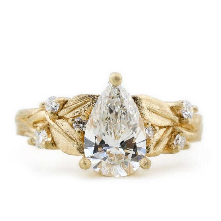 custom-engagement-ring-yellow-gold-nature-inspired-viney-leaves-pear-diamond-meri