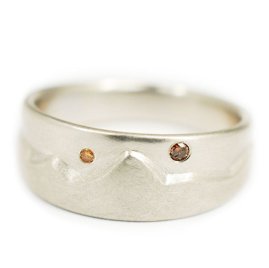 Custom Mountain Inspired Men’s Wedding Band