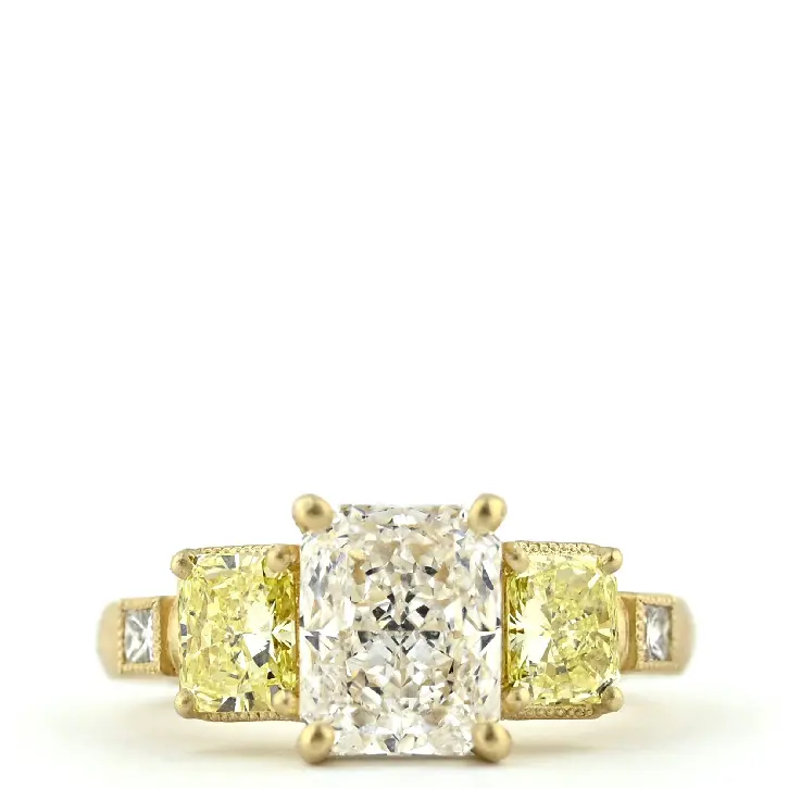 CARTIER 5.33 Natural Fancy Intense Yellow Diamond Platinum Ring |  1stdibs.com | Yellow diamond rings, Yellow diamonds engagement, Fancy yellow  diamond